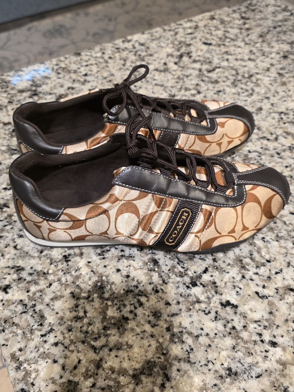 Coach Kirby Vintage Women’s Brown Signature Canvas Lace-Up Sneakers - NWOT - Picture 3 of 7